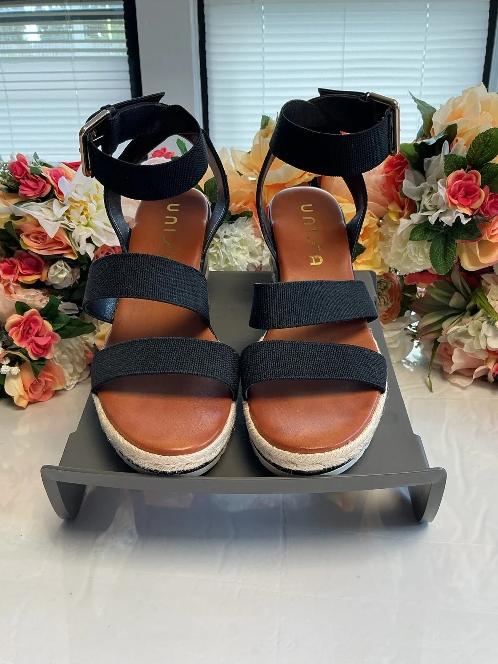 Unisa Unpaygee-J Black Espadrille Platform Wedge Sandals Size 8.5M